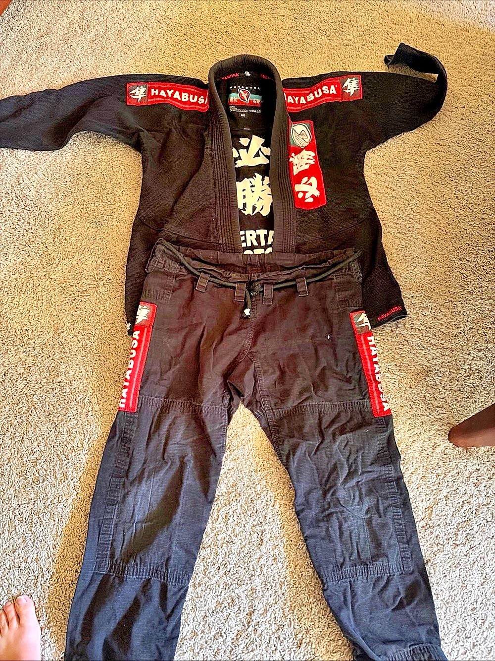 Hayabusa Shinju 2 Pearl Weave Jiu Jitsu Gi Black & Red Medium
